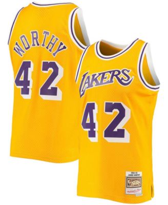 Mitchell & Ness
