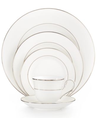 Lenox - "Opal Innocence Stripe" 5-Piece Place Setting