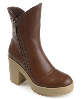 Journee Collection