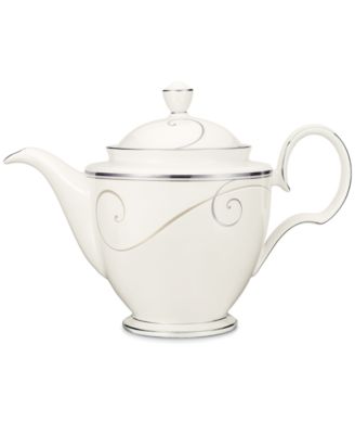 Noritake - "Platinum Wave" Coffee Server