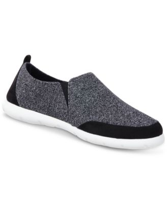 Isotoner - Men's Zenz Sport-Knit Slippers