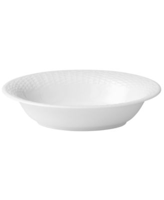 Wedgwood - "Nantucket Basket" Medium Oval Vegetable Bowl