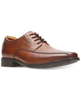Clarks - Tilden Walking Shoes