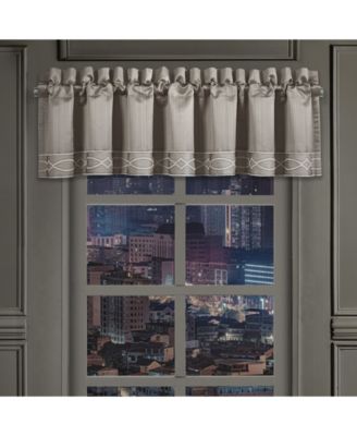 J Queen New York - Deco Bedding Collection
