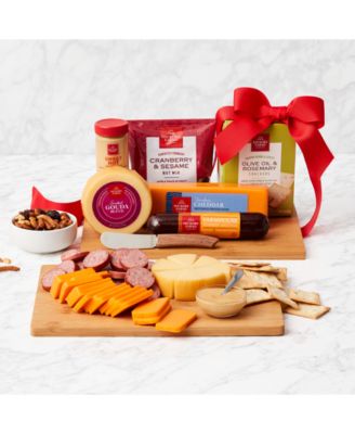 Hickory Farms - Picnic Perfection Gourmet Cheeseboard