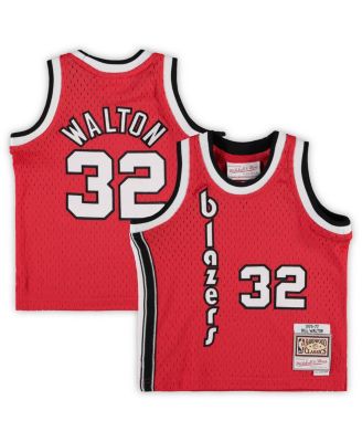 Mitchell & Ness