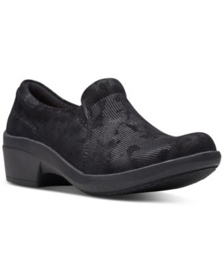 Clarks - Women's Talene Pace Round-Toe Side-Gore Loafers