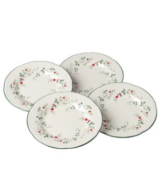 Pfaltzgraff - Dinnerware, Set of 4 Winterberry Dinner Plates