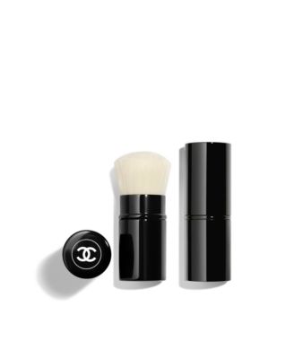 CHANEL - LES PINCEAUX DE CHANEL Retractable Kabuki Brush N&deg;108