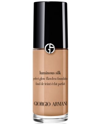 Giorgio Armani - Giorgio Armani Luminous Silk Perfect Glow Liquid Foundation Travel Size , 0.6-oz.