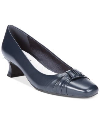Easy Street - Waive Pumps