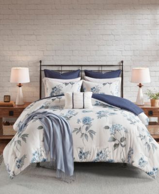 Madison Park - Zennia 7 Piece Printed Seersucker Comforter Set with Throw Blanket
