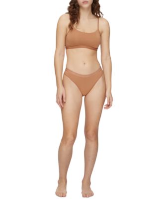 Calvin Klein - Women's Form To Body Unlined Bralette QF6757