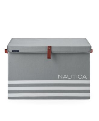 Nautica