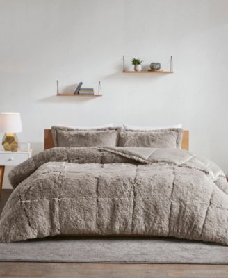 Intelligent Design - Malea 3-Pc. Shaggy Faux Fur Comforter Sets