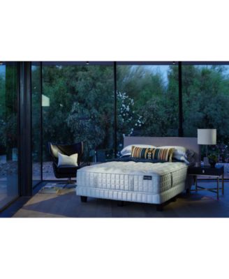King Koil - Westmoore 13.5" Firm Mattress Set- California King