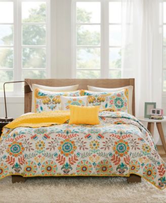 Intelligent Design - Nina Coverlet Set