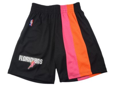 Mitchell & Ness - Miami Heat Men's Swingman Shorts