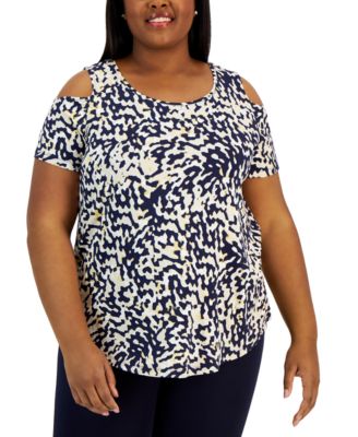 JM Collection - Plus Size Cold Shoulder Printed T-shirt