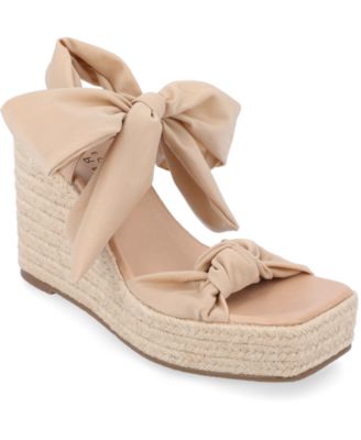 Journee Collection