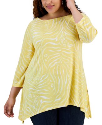JM Collection - Plus Size Scoop Neck Jacquard Printed Leopard Top