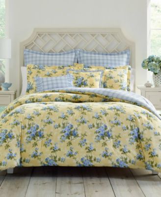 Laura Ashley - Cassidy Pastel Yellow Comforter Bonus Set, Full/Queen
