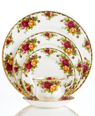 Royal Albert - "Old Country Roses" 5-Piece Place Setting